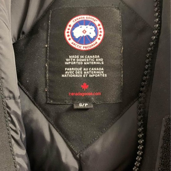Men Expedition Parka Canada Goose size S - Picture 1 of 7